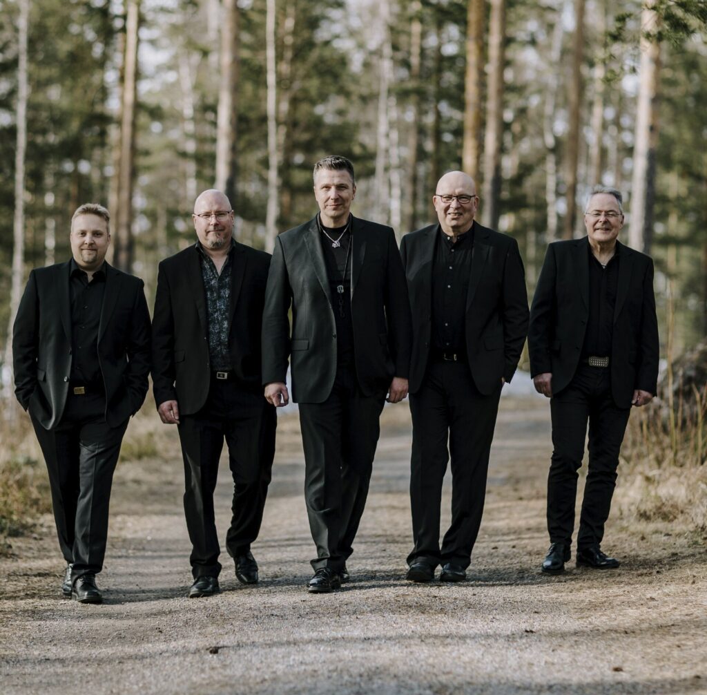 Lauantaitanssit: Janne Tulkki & Tulinen Sydän